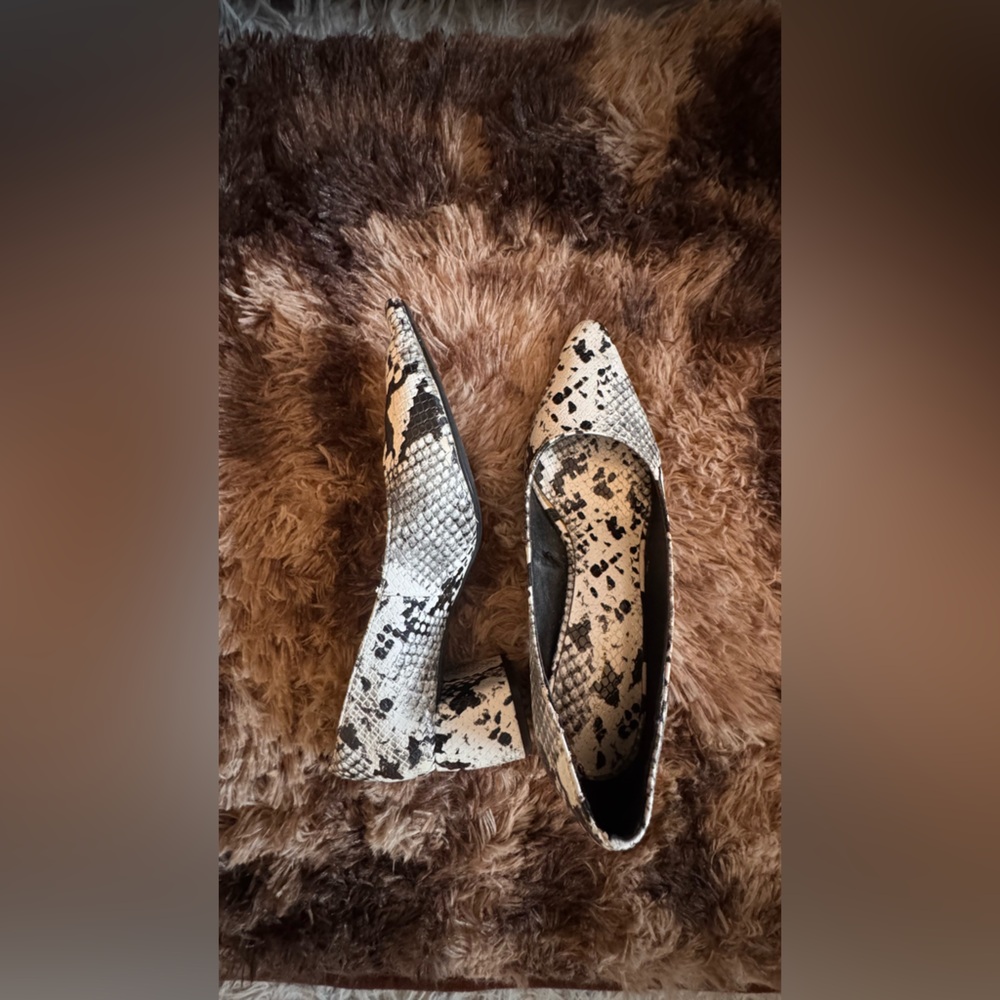 Zara Black and Cream Snakeskin Heels